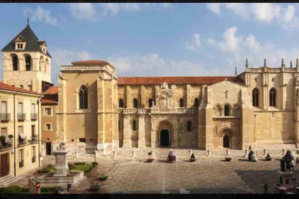 Maison San Isidoro - Garaje Y Wifi Gratuito Leon Bagian luar foto